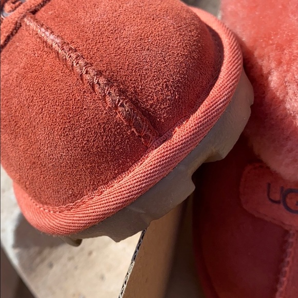 UGG - Picture 3 of 13
